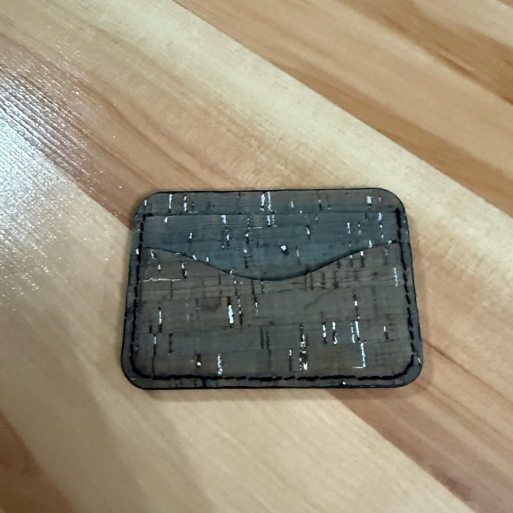 Nestpure cork card holder